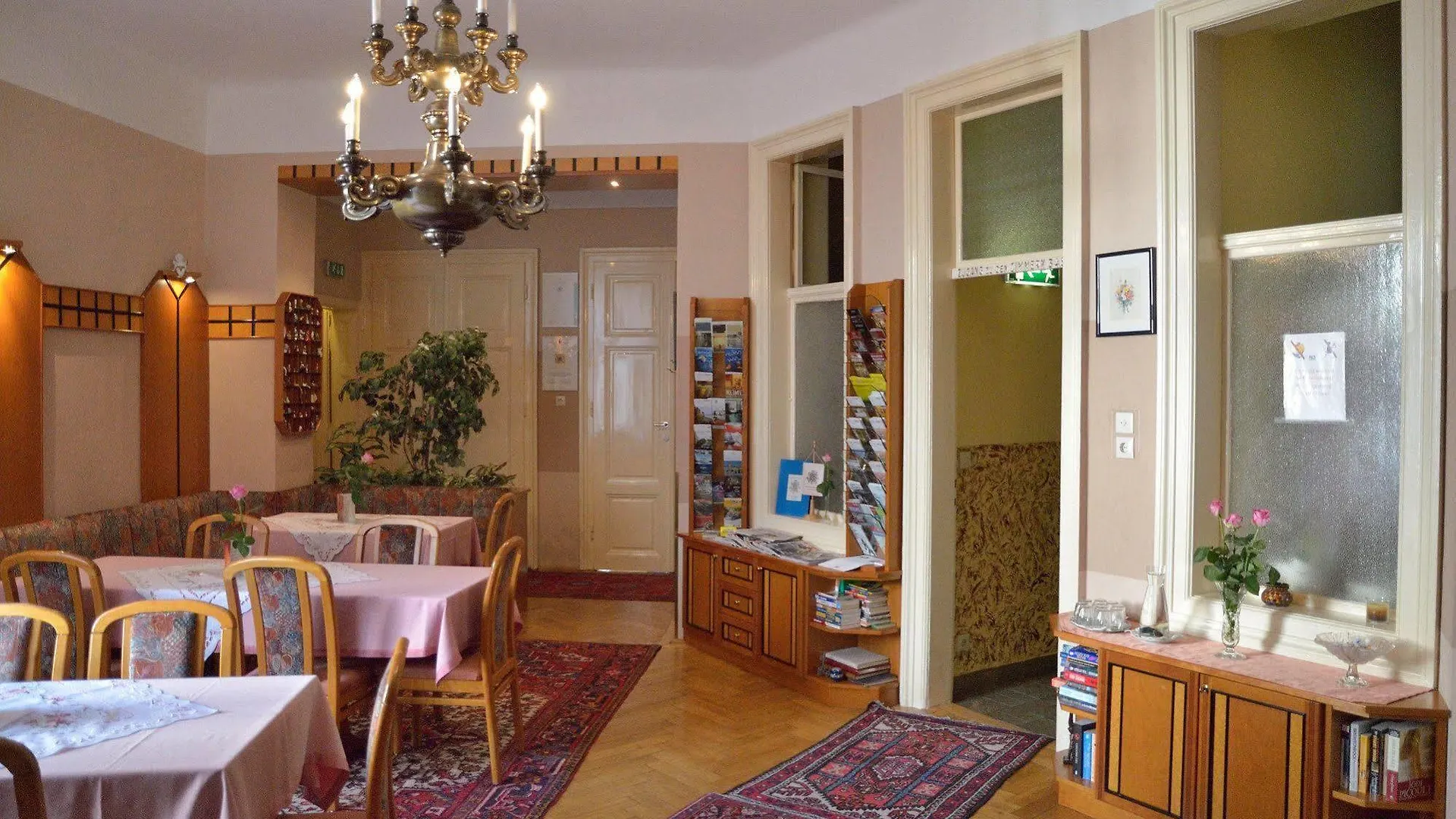 Schweizer Pension Solderer Vienna Bed & Breakfast